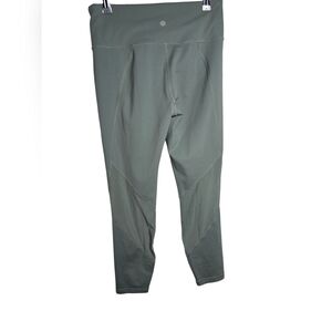 Athleta Eclipse 7/8  Leggings Green Women's Size Medium- Mesh Detail
